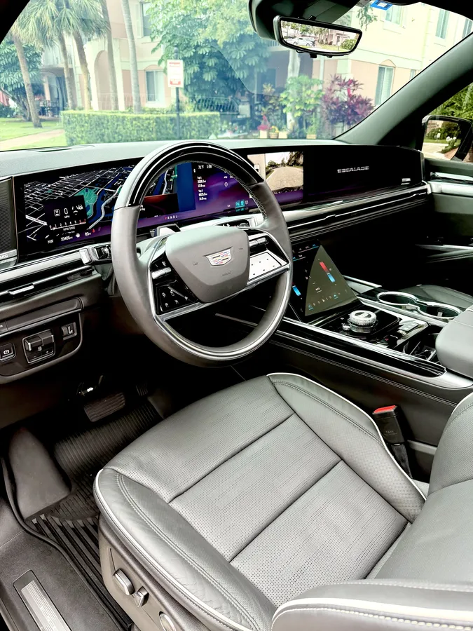 Escalade driver cockpit
